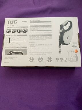 NWT TUG Retractable Dog Leash in White